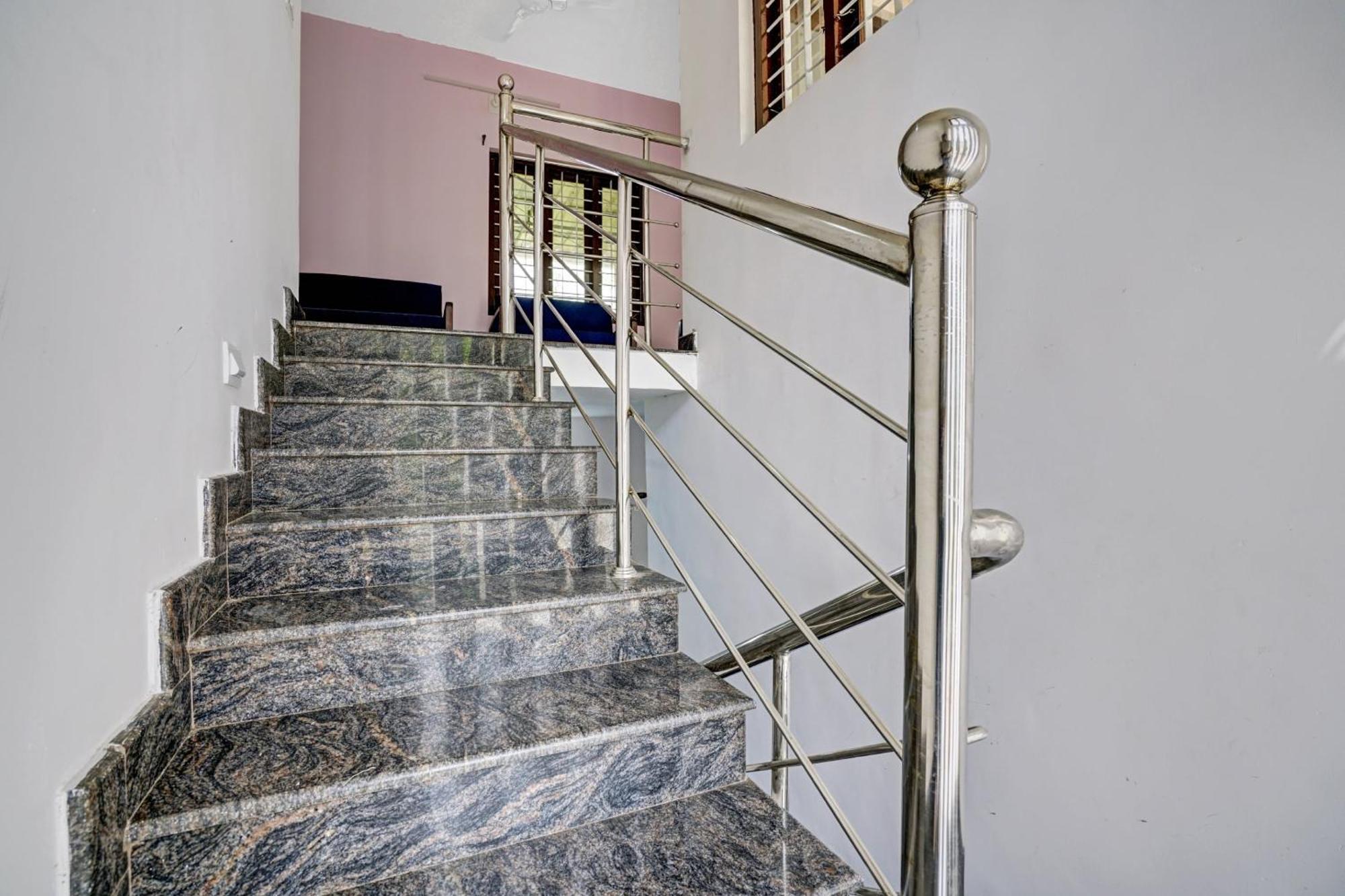 Spot On Shalom Palace Residency Neriyamangalam Экстерьер фото
